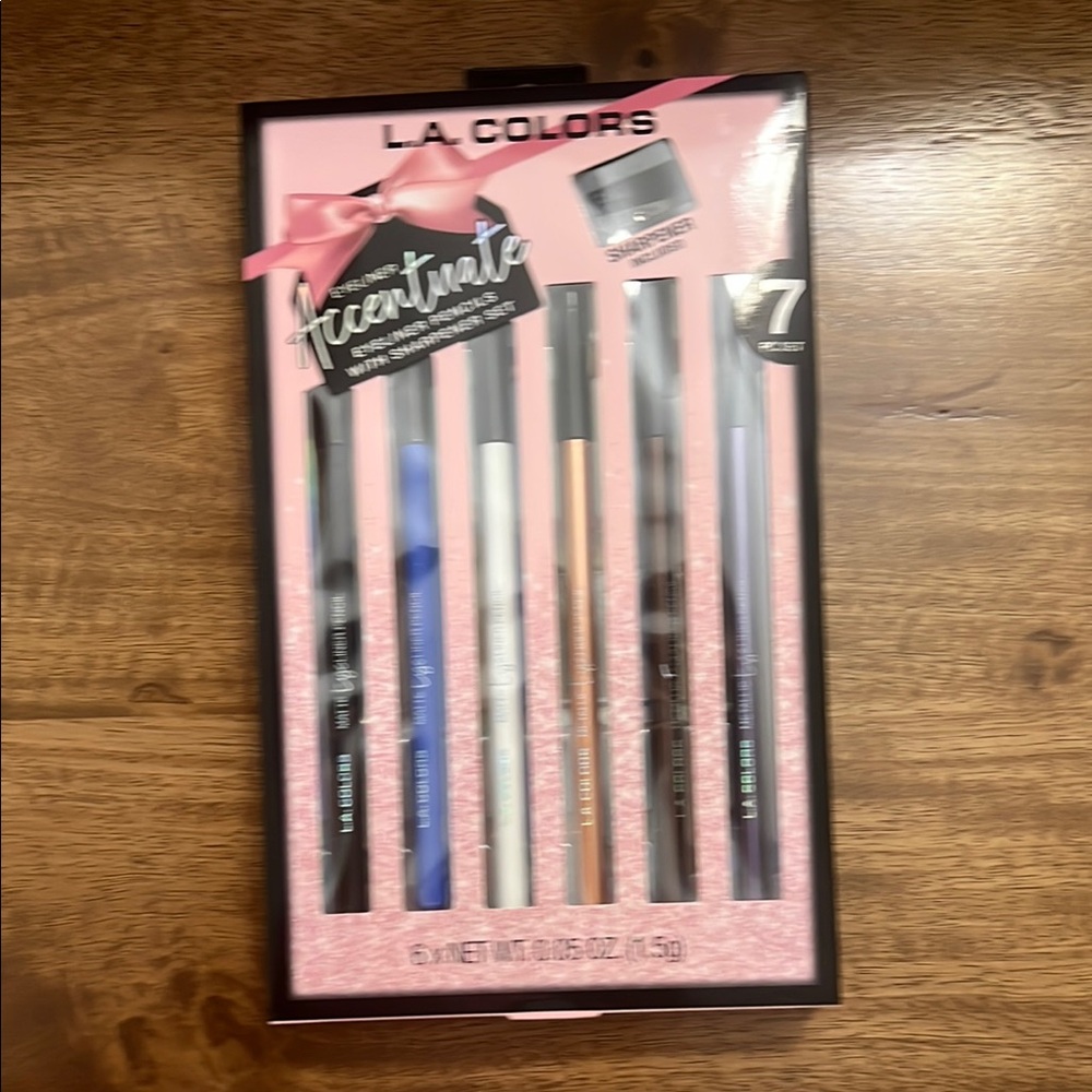 L.A. Colors Eyeliner Set with Sharpener